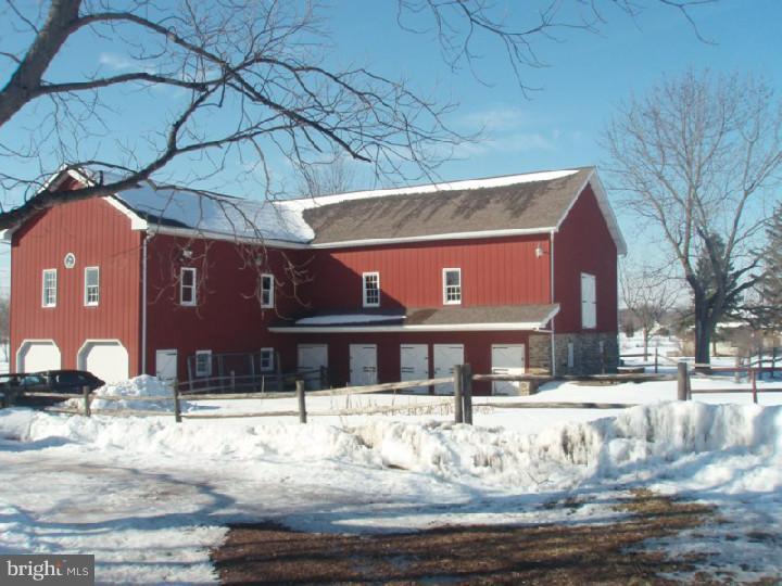 380 Raub Road Quakertown, PA 18951 - Photo 4 of 14 Gallery Image 4
