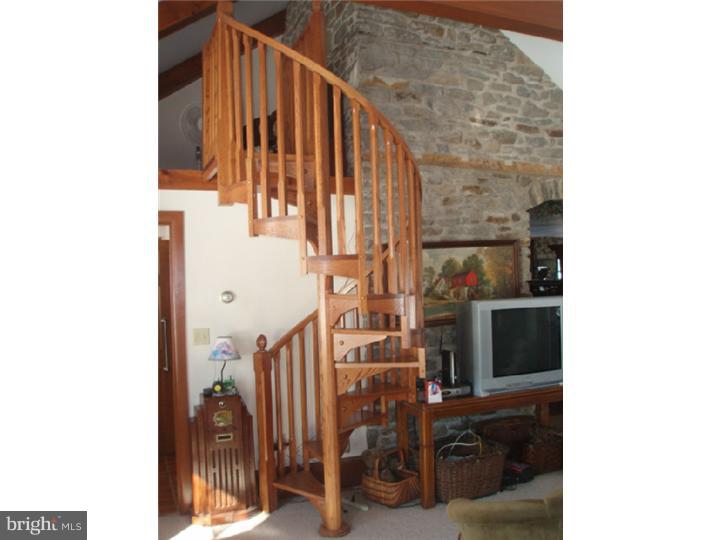 380 Raub Road Quakertown, PA 18951 - Photo 6 of 14 Gallery Image 6