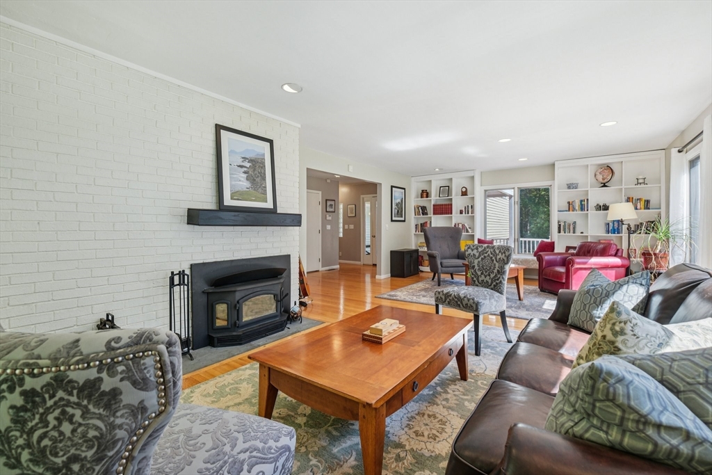 45 South Shaker Road Harvard, MA 01451 - Photo 4 of 35
