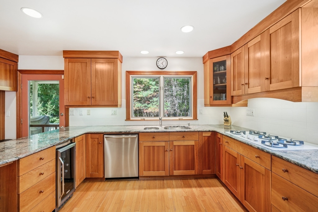 45 South Shaker Road Harvard, MA 01451 - Photo 8 of 35