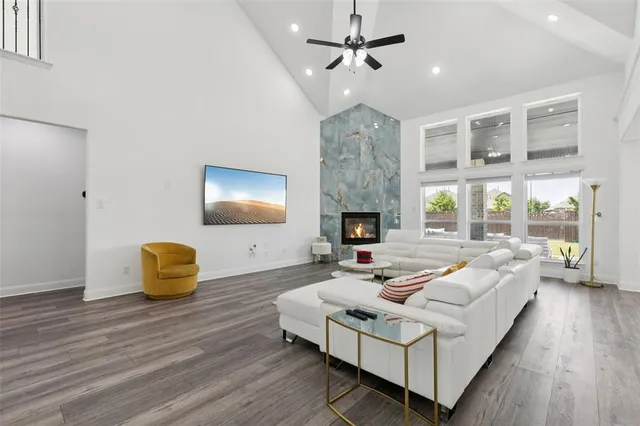 $725,000 | 1024 Dupont Drive, McKinney, TX 75071