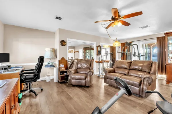 $515,000 | 10406 Ambassador Drive, Rancho Cordova, CA 95670