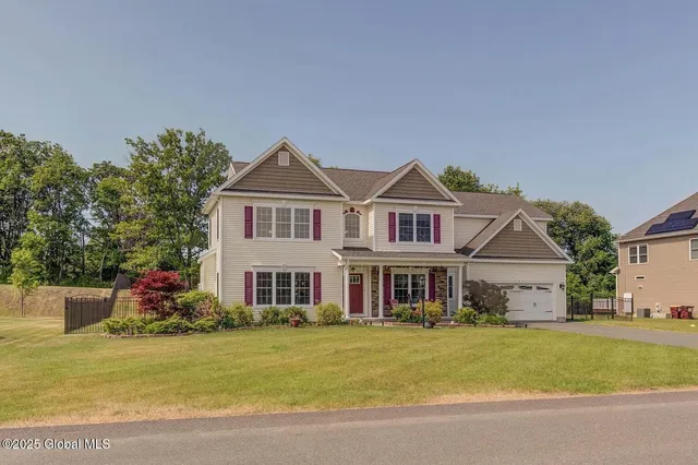 $3,950 | 65 Haywood Lane, North Greenbush, NY 12144