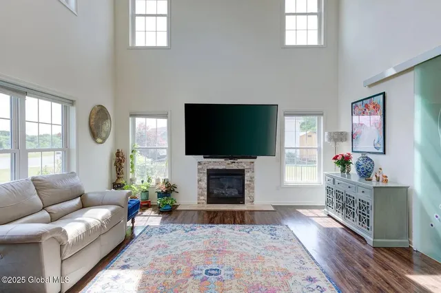 $3,950 | 65 Haywood Lane, North Greenbush, NY 12144