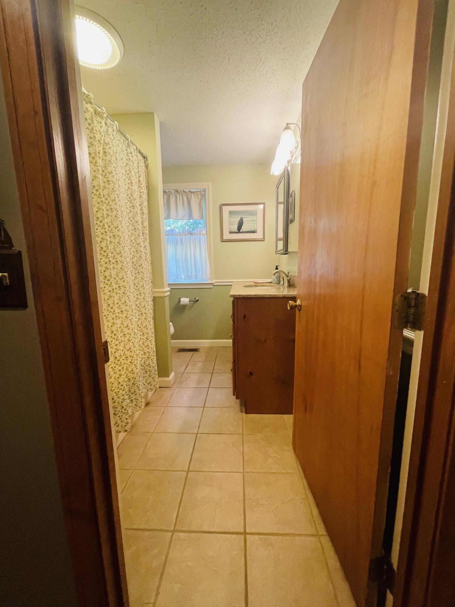 20 Whitney Road Eastham, MA 02642 - Photo 7 of 28 1st floor bath