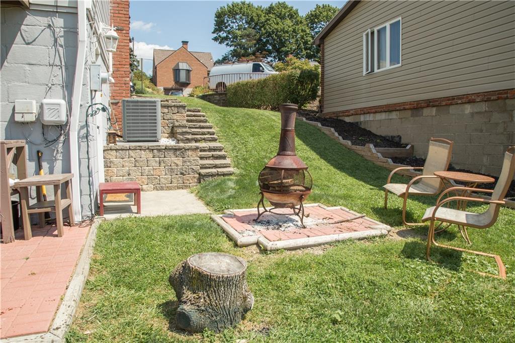 1648 Elderslee Road Pittsburgh, PA 15227 - Photo 6 of 25 Side of the House
