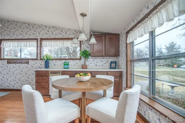 $475,000 | 193 Horseshoe Drive, Kirkwood, MO 63122