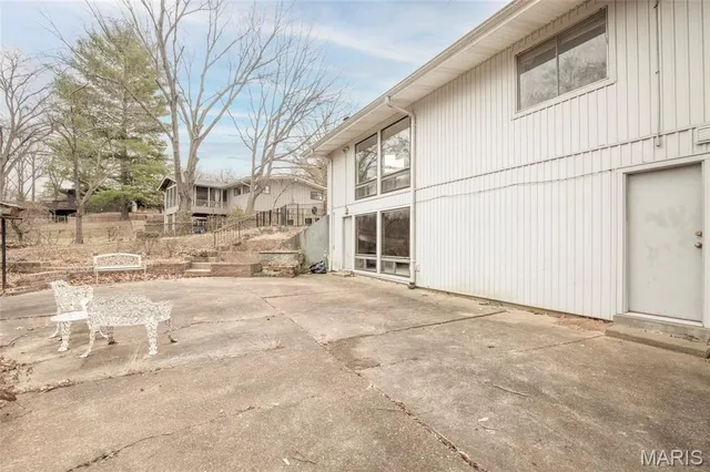 $475,000 | 193 Horseshoe Drive, Kirkwood, MO 63122