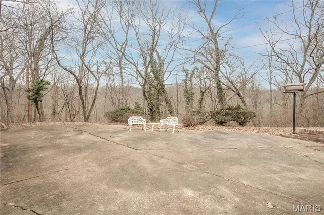 $475,000 | 193 Horseshoe Drive, Kirkwood, MO 63122