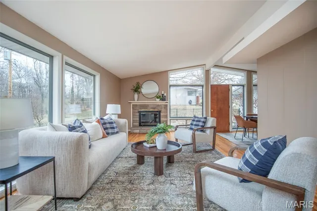 $475,000 | 193 Horseshoe Drive, Kirkwood, MO 63122