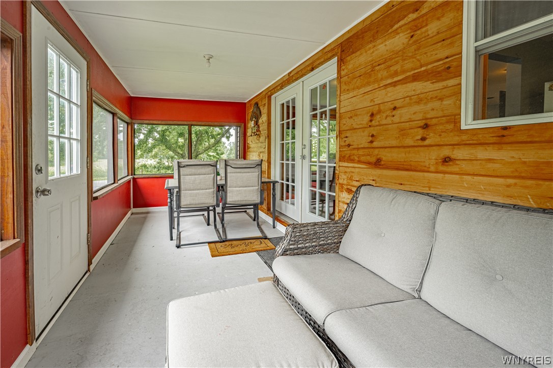 9273 Foote Road Royalton, NY 14001 - Photo 7 of 48