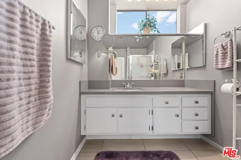 $1,450,000 | 1015 21st Street, Unit B, Santa Monica, CA 90403