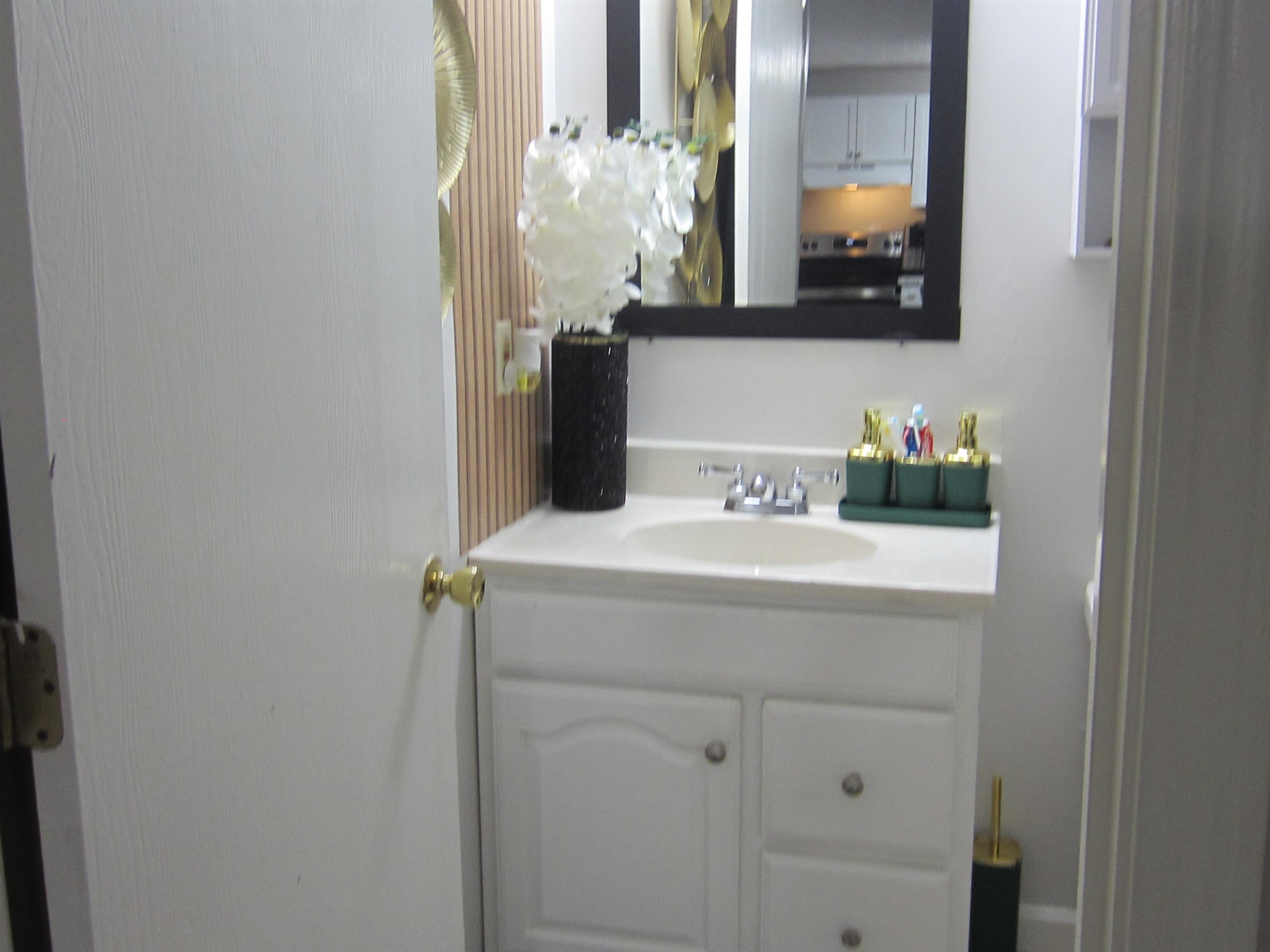 55 Log Street, Unit 2C Manchester, NH 03102 - Photo 16 of 25