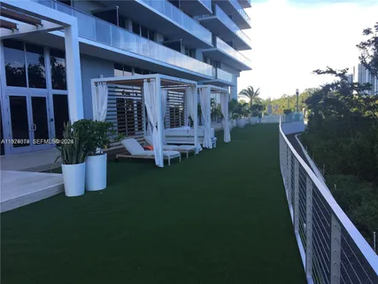 $545,000 | 16385 Biscayne Boulevard, Unit 1120, North Miami Beach, FL 33160