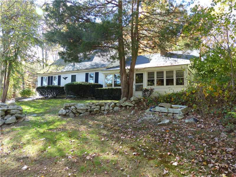 186 Colvintown Road Coventry, RI 02816 - Photo 5 of 7 Exterior Front.