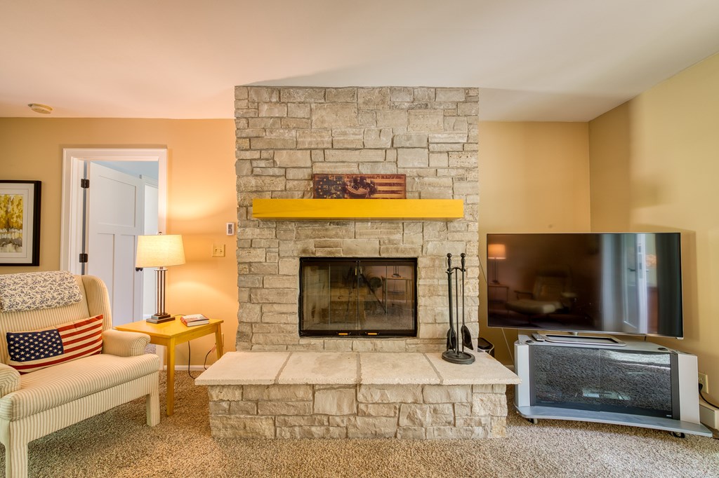 2109 Porcupine Bay Road Ellison Bay, WI 54210 - Photo 6 of 38