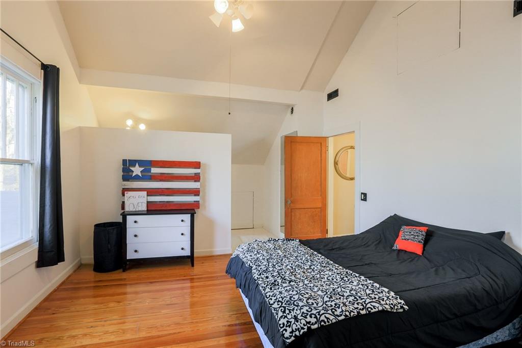 404 Spring Street Thomasville, NC 27360 - Photo 25 of 30 Gallery Image 25
