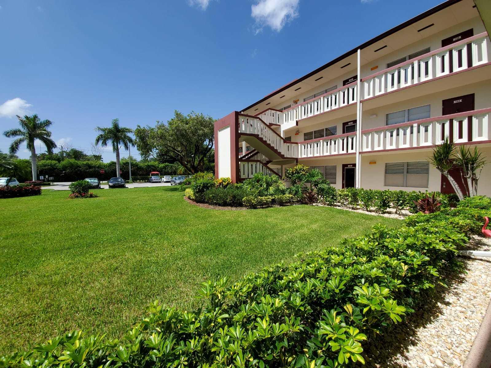 143 Fanshaw D Boca Raton, FL 33434 - Photo 1 of 28 ENTRANCE