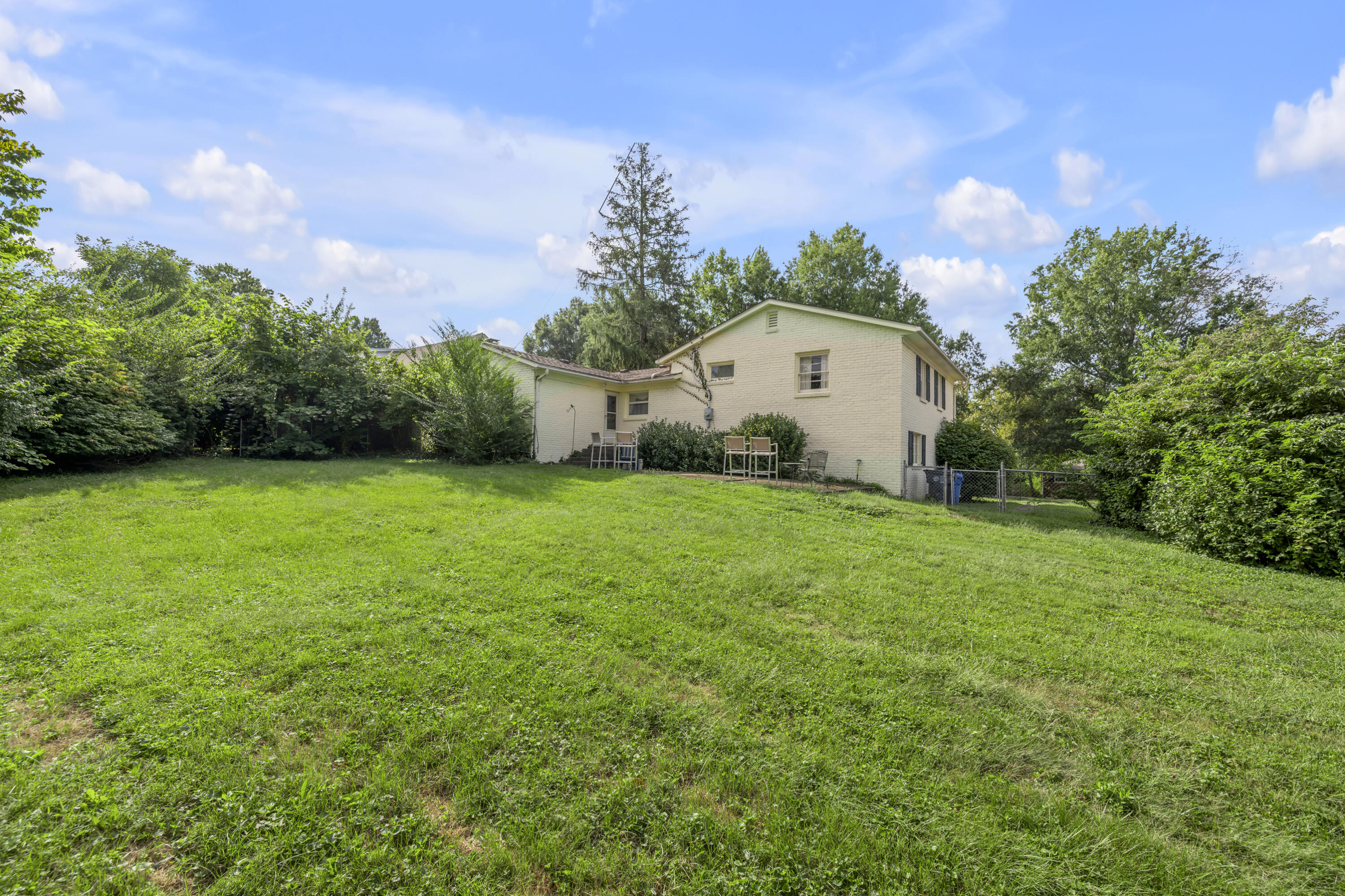 1011 Castleton Way Lexington, KY 40517 - Photo 40 of 47 TDB_4308