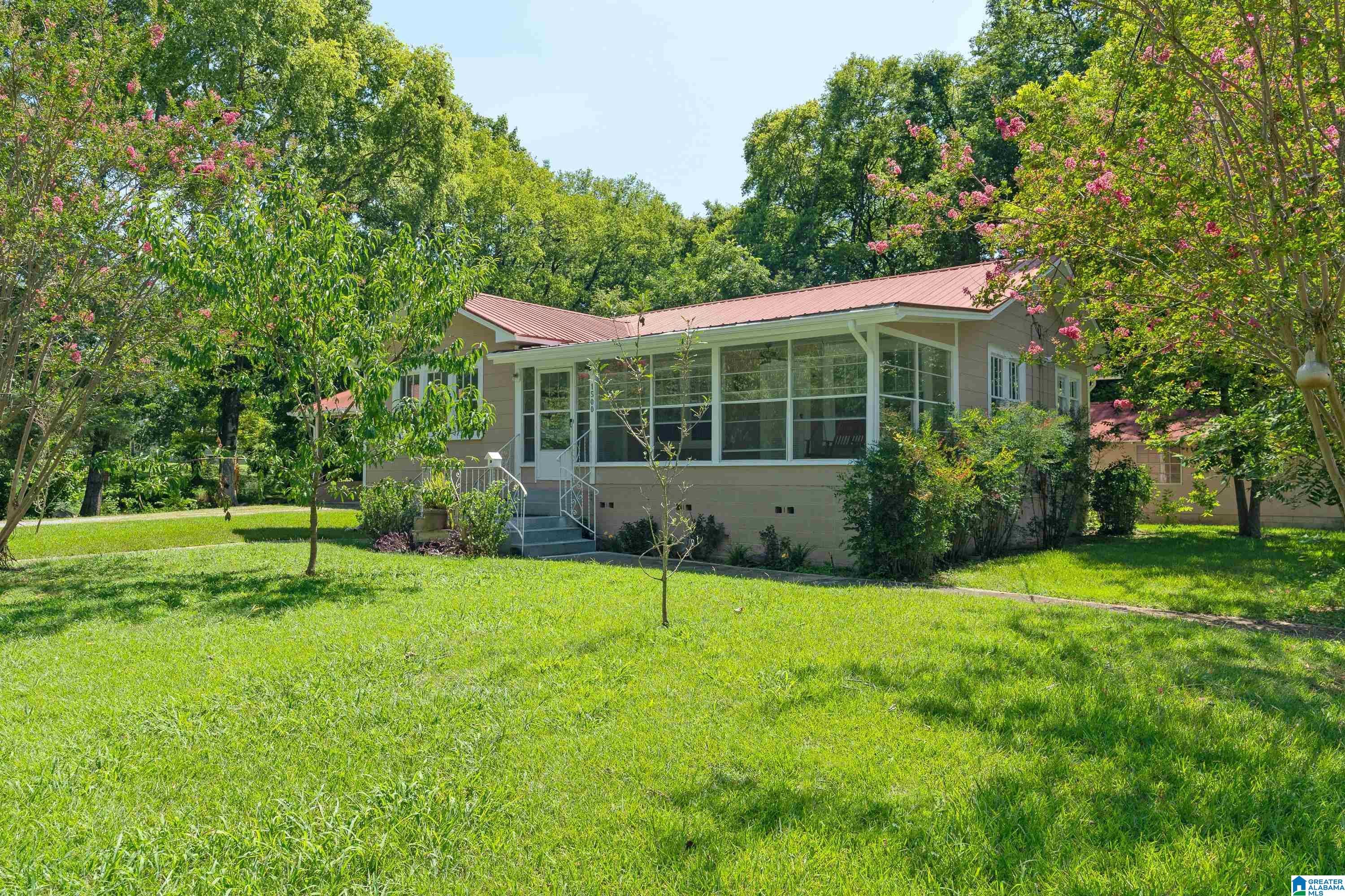 1500 Eloise Street Southwest Leeds, AL 35094 - Photo 2 of 33