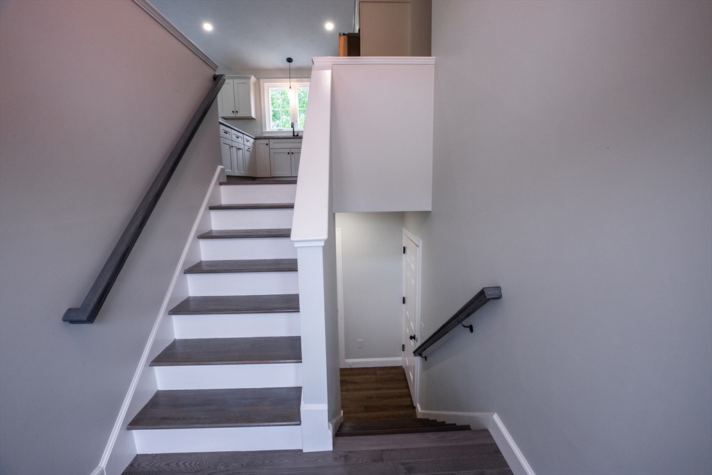 572 Wheelwright Road Barre, MA 01005 - Photo 3 of 27