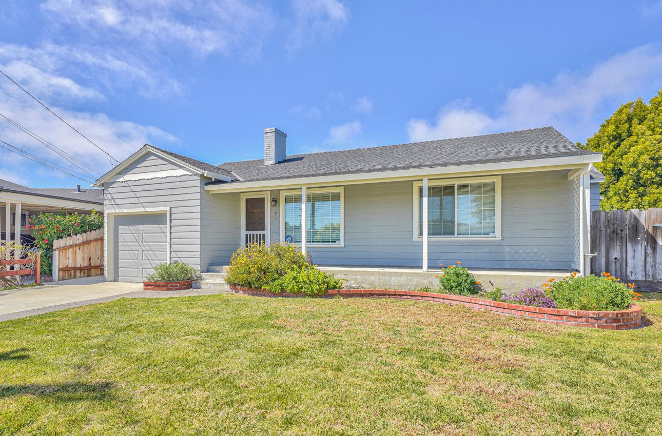 7 Grove Street Salinas, CA 93901 - Photo 2 of 33 a front view of a house with garden