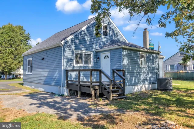 a view of a house with a patio