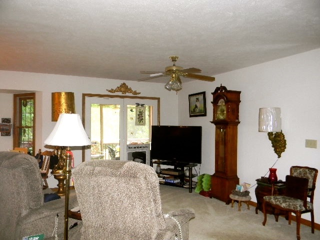 6540 Highfield Road Evansville, IN 47712 - Photo 6 of 24 Gallery Image 6