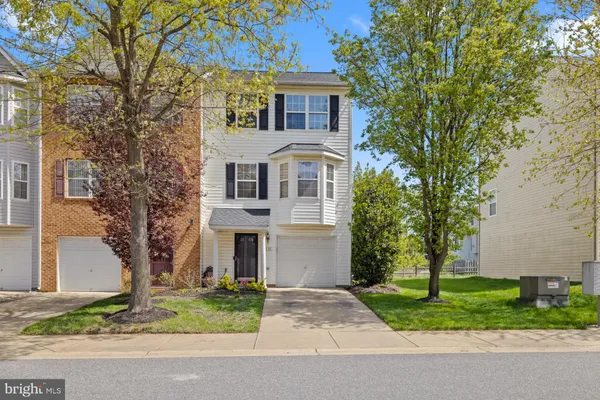 $379,999 | 7722 Fishing Creek Way, Clinton, MD 20735