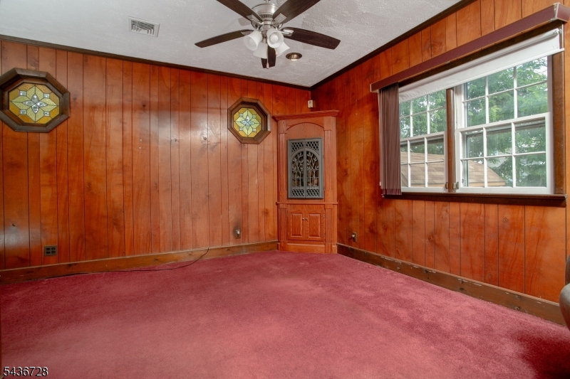 44 Adelphia Road Parsippany, NJ 07054 - Photo 15 of 32