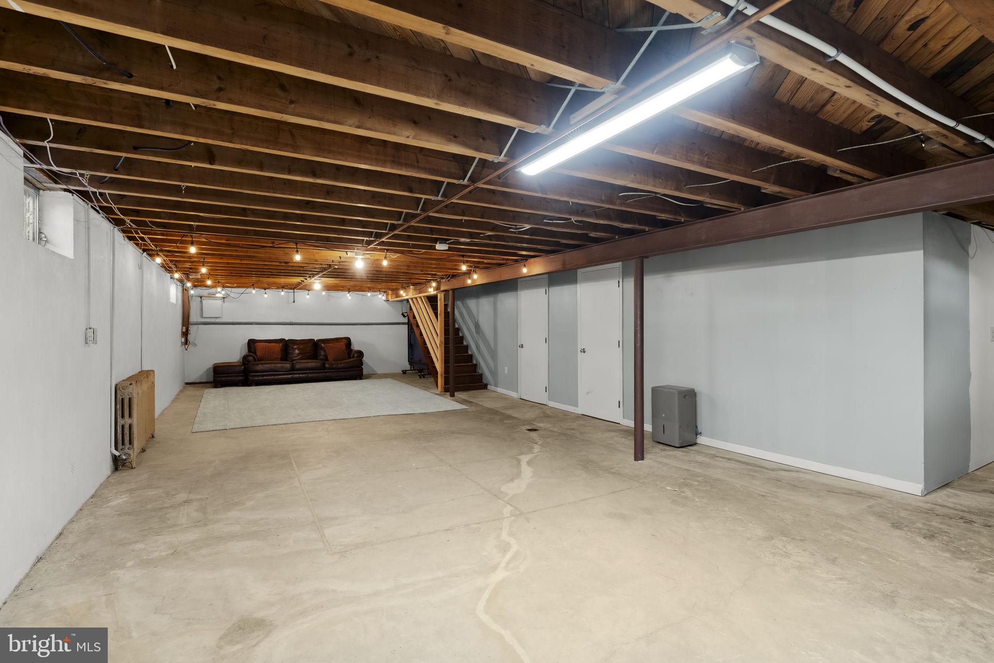 1160 Narvon Road Narvon, PA 17555 - Photo 61 of 64 a view of parking garage