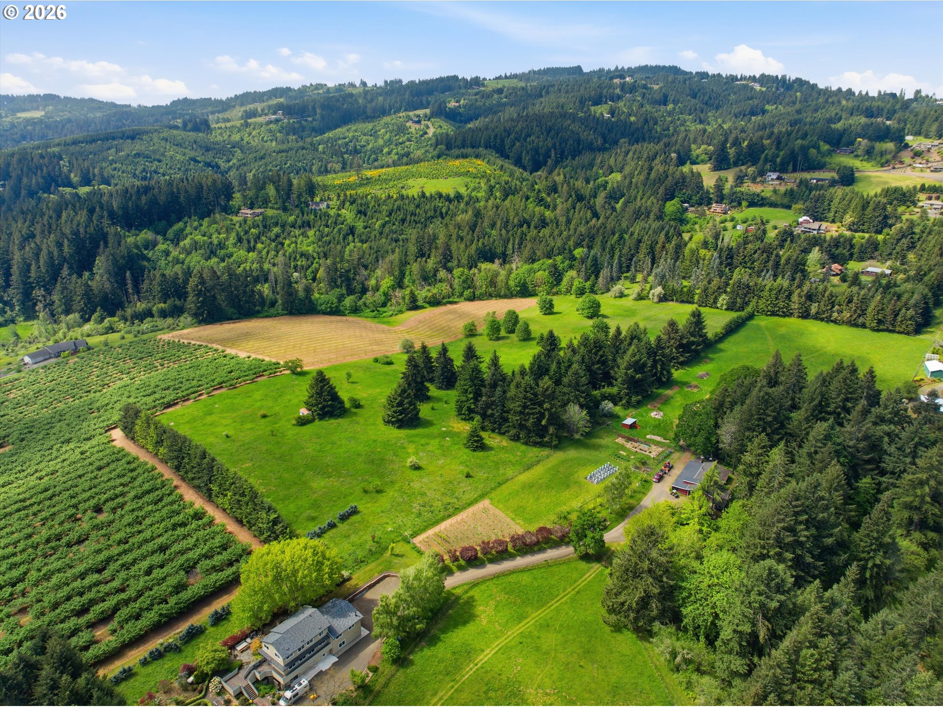 32784 Southwest Laurelview Road Hillsboro, OR 97123 - Photo 37 of 43