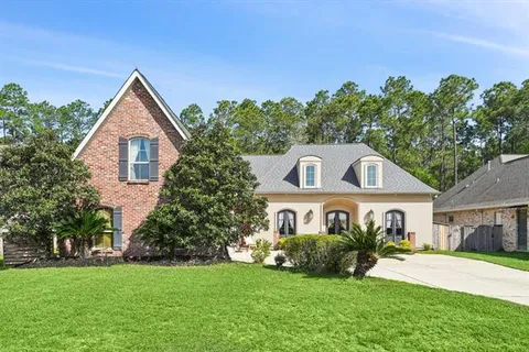 $640,000 | 205 Grande Maison Boulevard, Mandeville, LA 70471