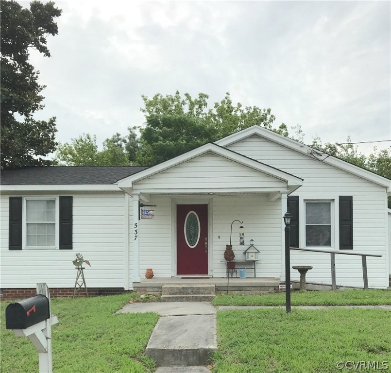 537 Graham Road Petersburg, VA 23805 - Photo 1 of 16 Gallery Image 1