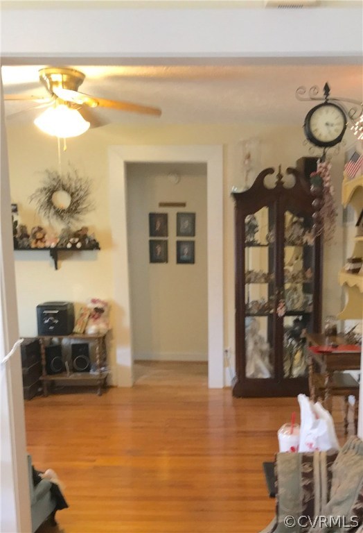 537 Graham Road Petersburg, VA 23805 - Photo 8 of 16 Gallery Image 8