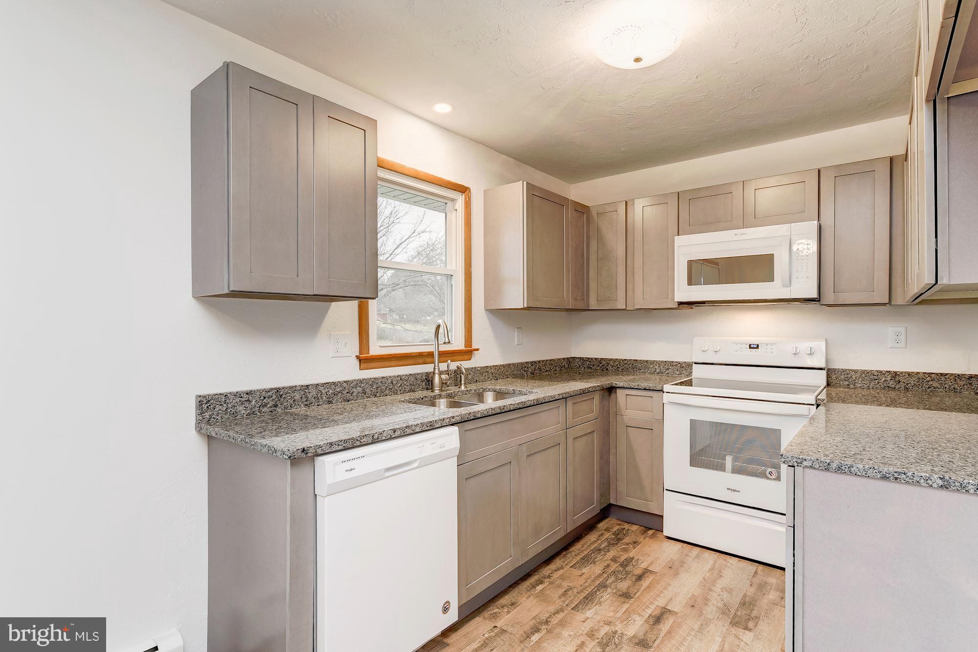 1512 Washington Road Westminster, MD 21157 - Photo 8 of 31 Kitchen