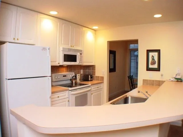 $1,600 | 1521 Woodbrooke Drive, Southern Pines, NC 28387