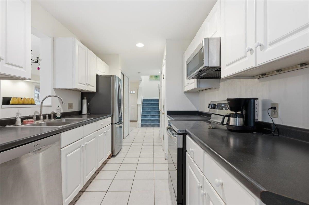 194 Commons Road Williston, VT 05495 - Photo 15 of 44