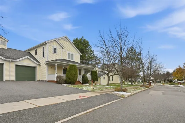 $479,900 | 194 Commons Road, Williston, VT 05495