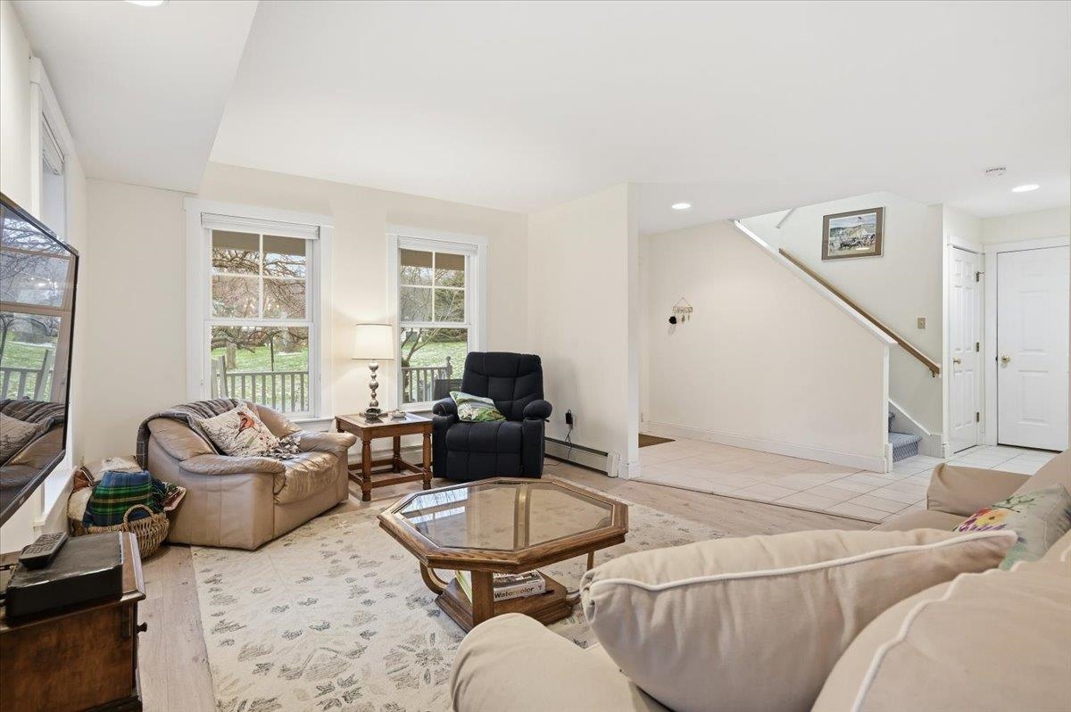 194 Commons Road Williston, VT 05495 - Photo 7 of 44