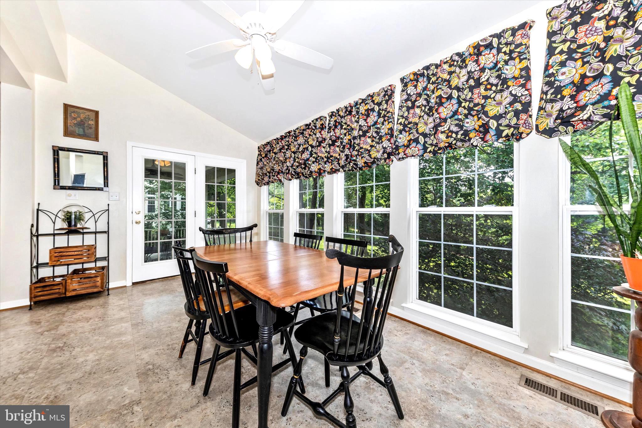 6 Tom Fox Court Poolesville, MD 20837 - Photo 16 of 70