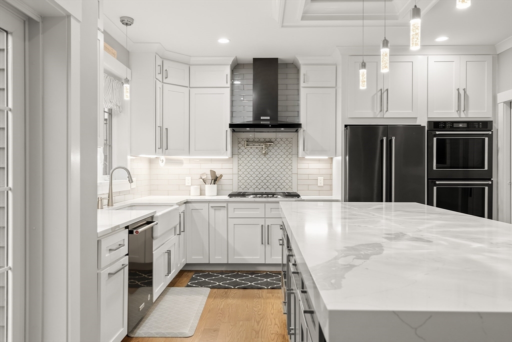 48 Field Pond Road Milford, MA 01757 - Photo 8 of 42
