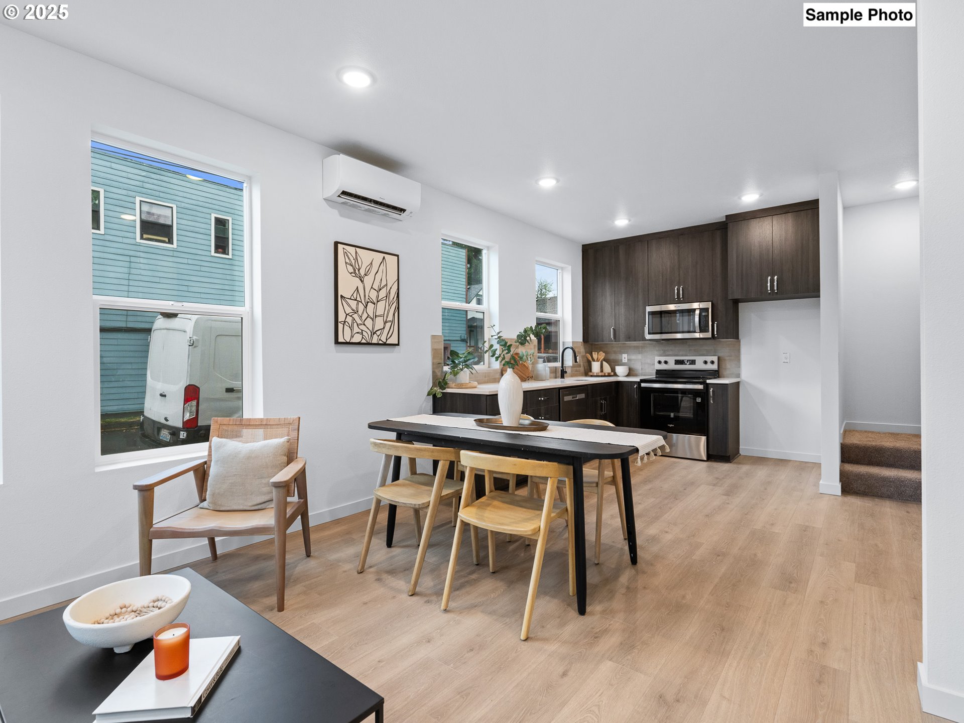 483 Northeast 72nd Avenue, Unit 3 Portland, OR 97213 - Photo 4 of 20