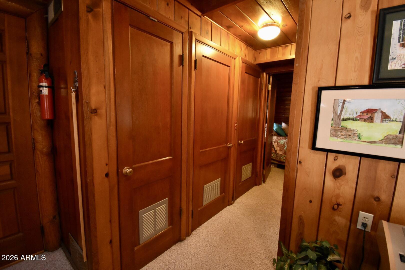 4310 North Lake View Drive Rimrock, AZ 86335 - Photo 8 of 43 a view of a entryway