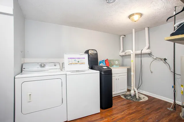 $440,000 | 23317 Michigan Avenue, Mendon, MI 49072