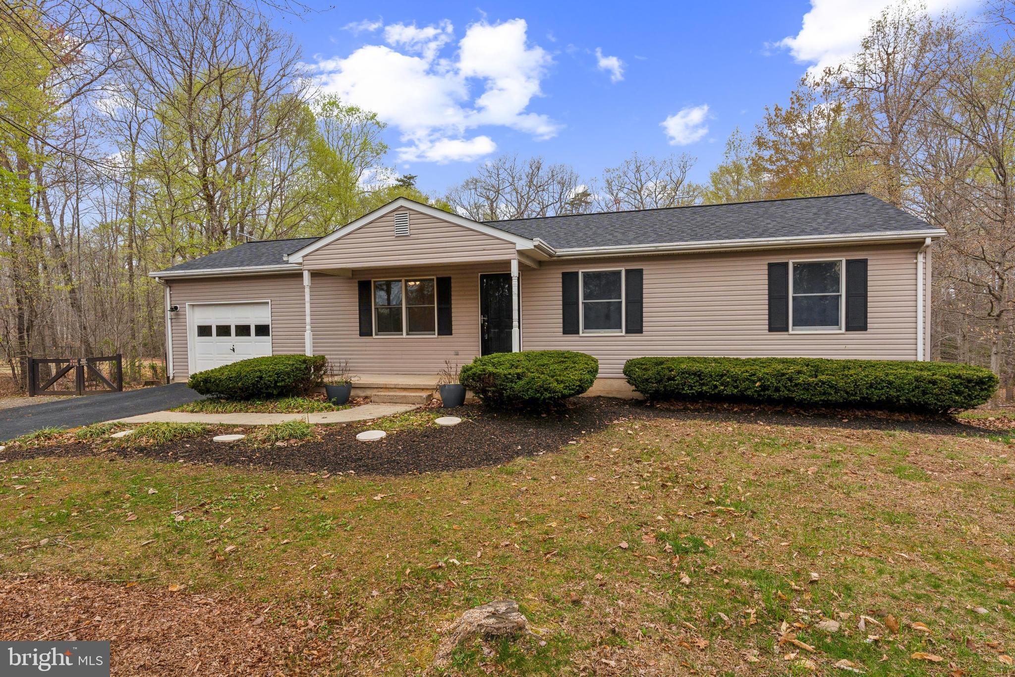 14172 Rogers Ford Road Sumerduck, VA 22742 - Photo 1 of 31 Country Living!