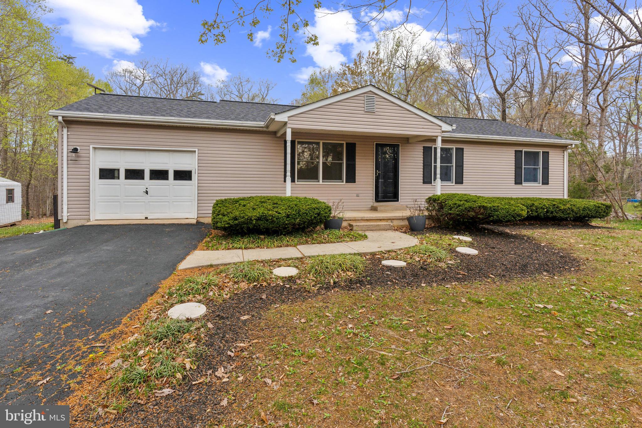 14172 Rogers Ford Road Sumerduck, VA 22742 - Photo 2 of 31