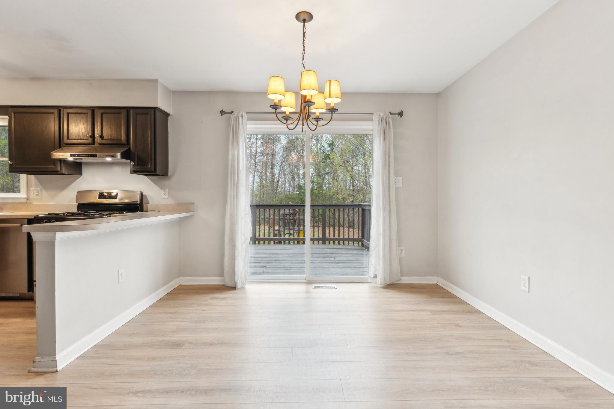 14172 Rogers Ford Road Sumerduck, VA 22742 - Photo 7 of 31 Dining Room