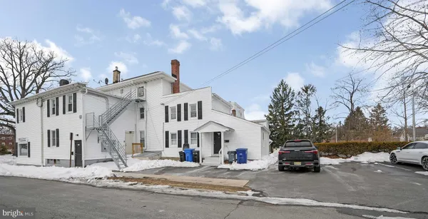 $1,800 | 201 Chester Avenue, Unit C, Moorestown, NJ 08057