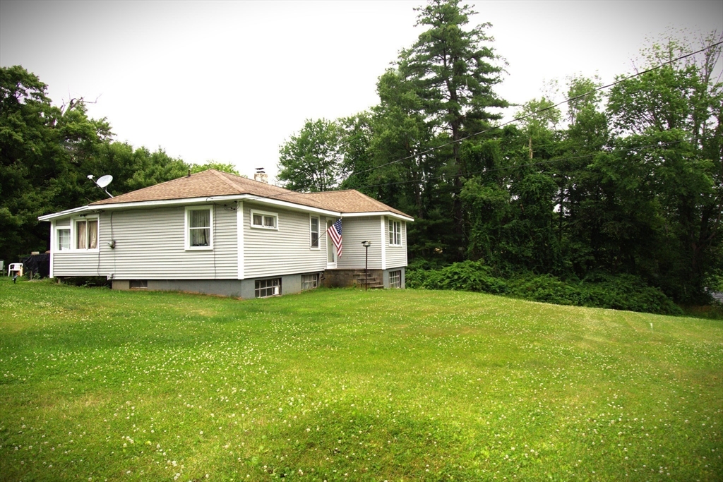 78 Blackmer Road Southbridge, MA 01550 - Photo 3 of 36